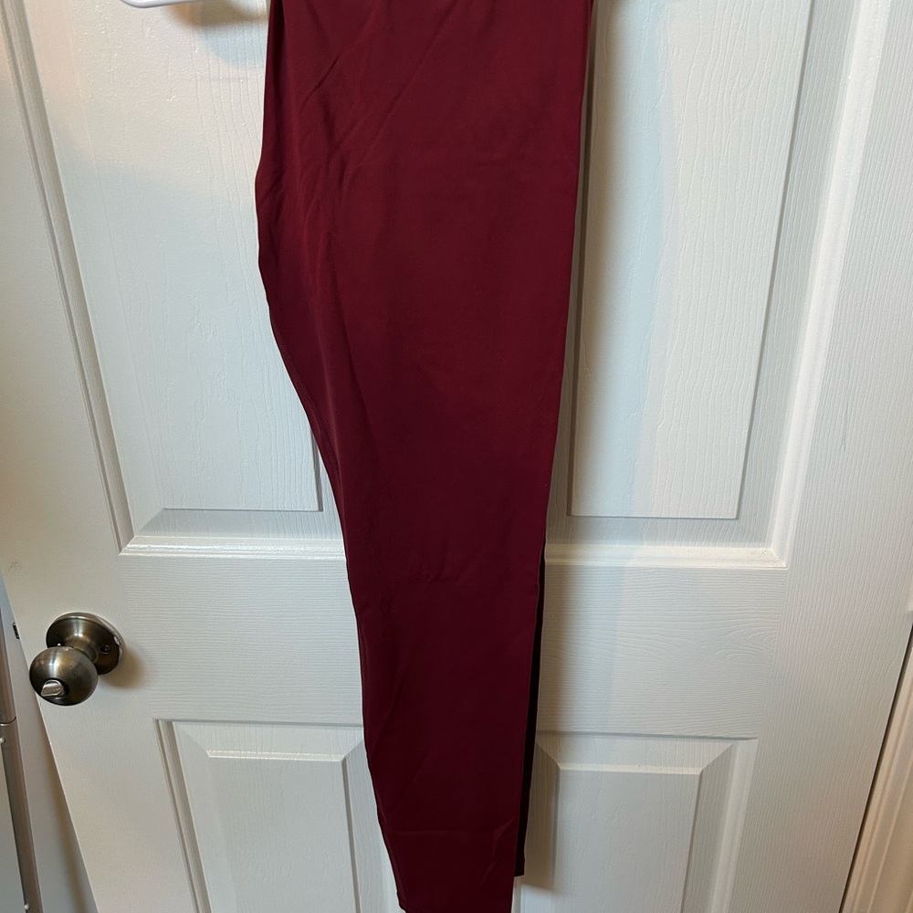 Born Primitive Dark Red Leggings XL NWOT